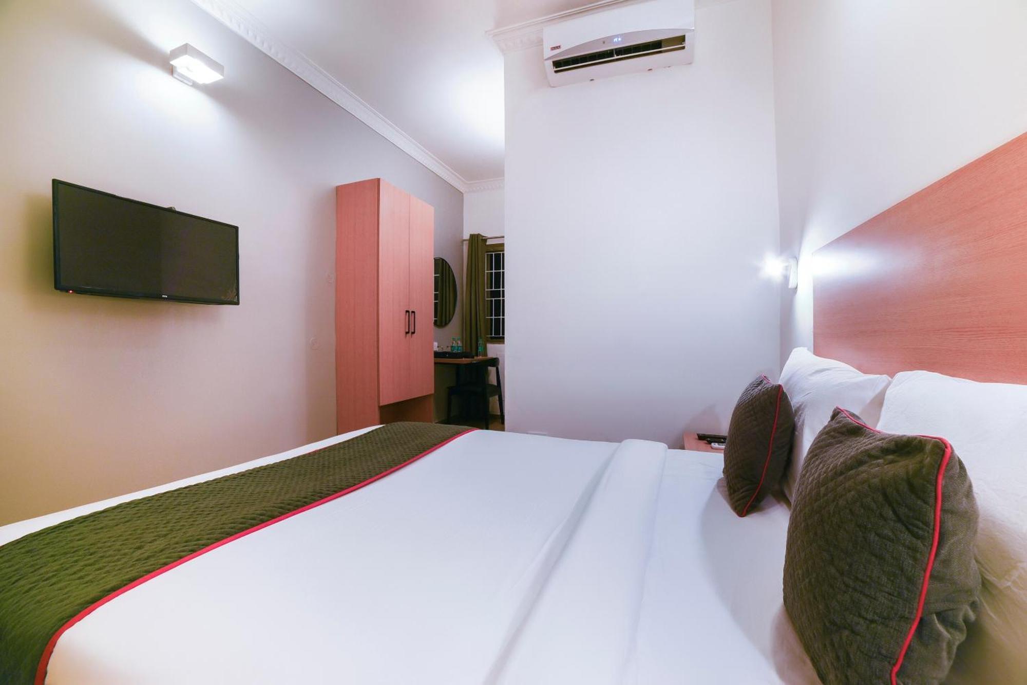 Collection O Vadapalani Hotell Chennai Exteriör bild