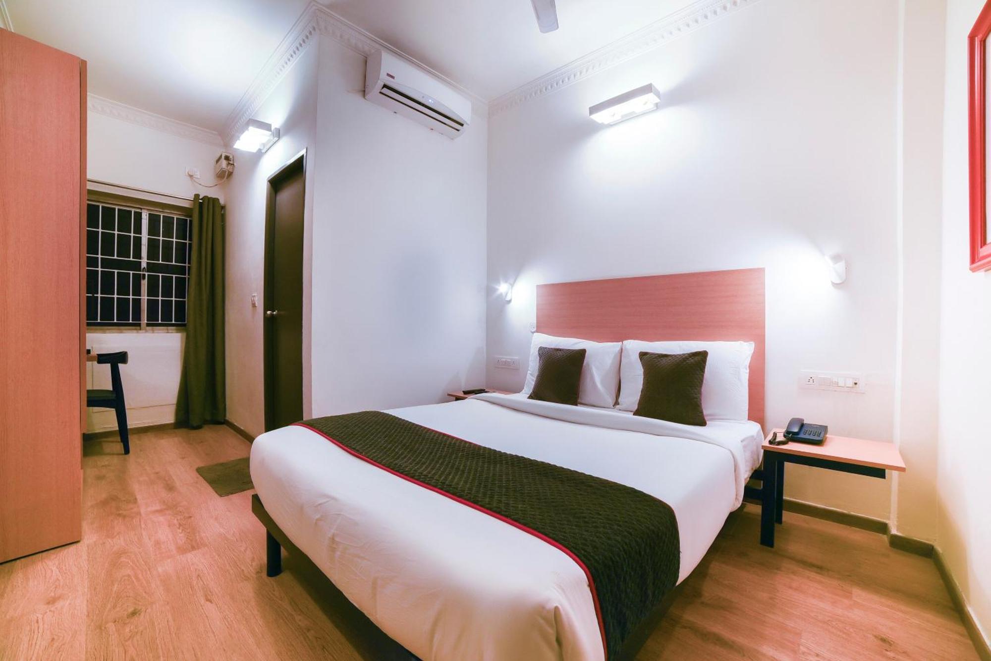 Collection O Vadapalani Hotell Chennai Exteriör bild
