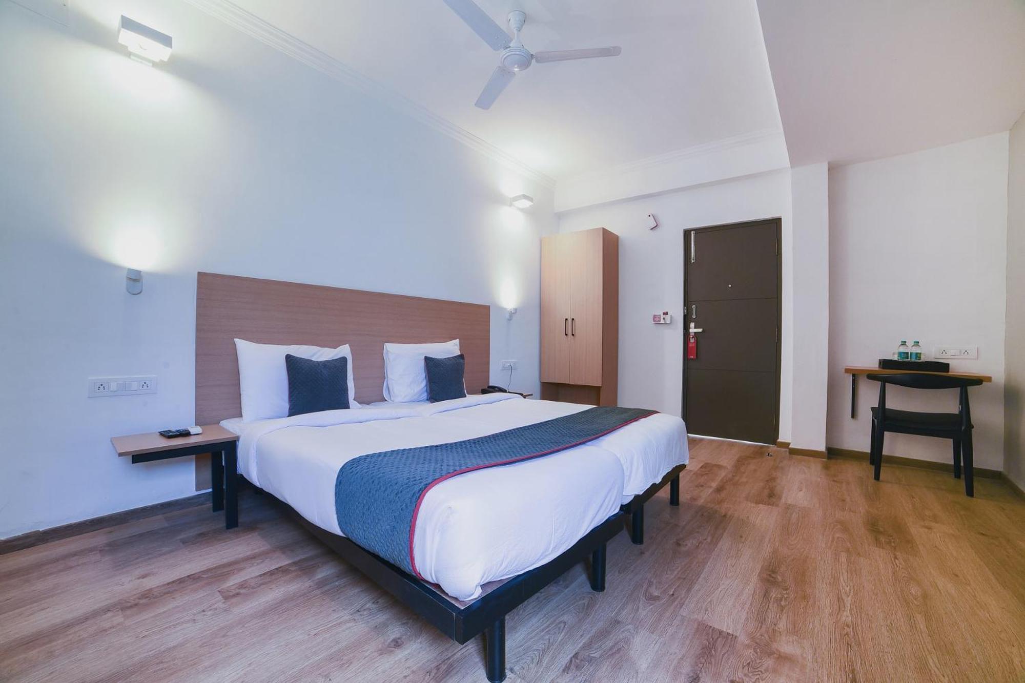 Collection O Vadapalani Hotell Chennai Exteriör bild